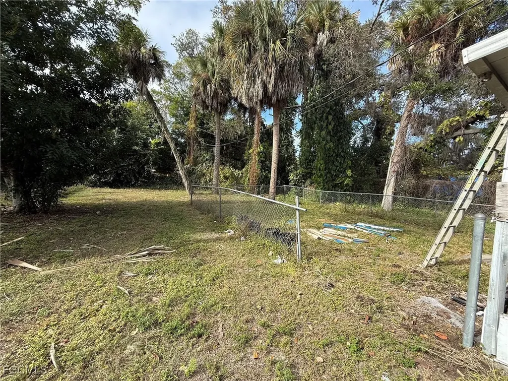 244 Labelle Avenue Fort Myers FL 33905