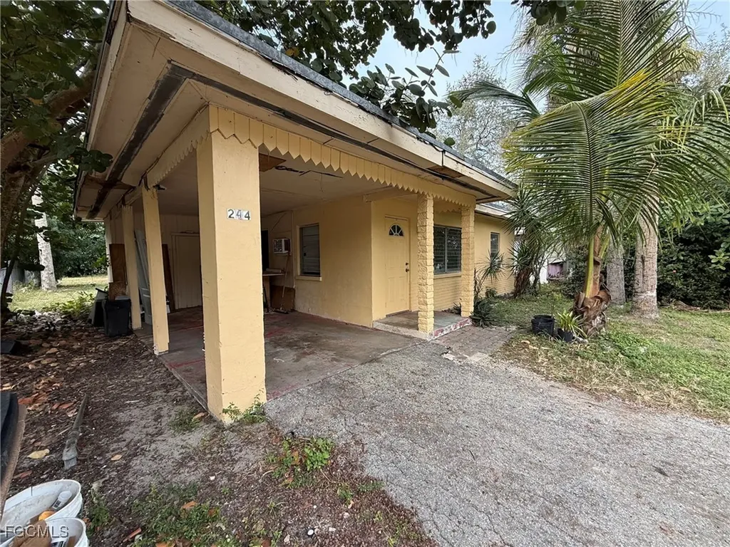244 Labelle Avenue Fort Myers FL 33905