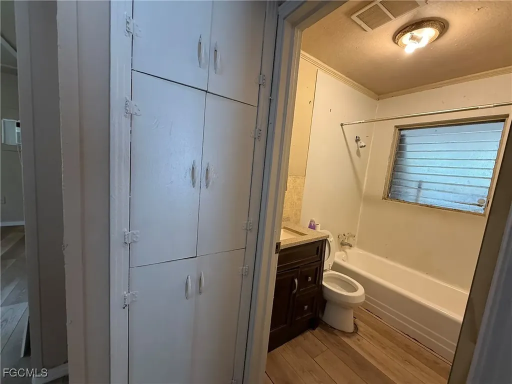 244 Labelle Avenue Fort Myers FL 33905