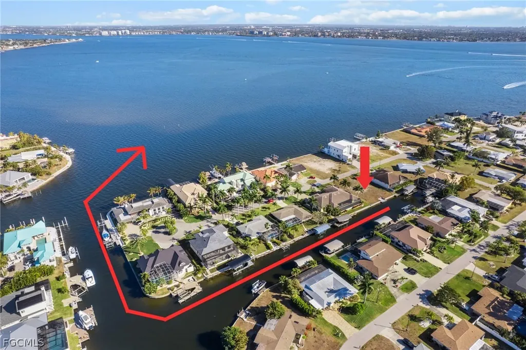 5824 SW 1st Avenue Cape Coral FL 33914