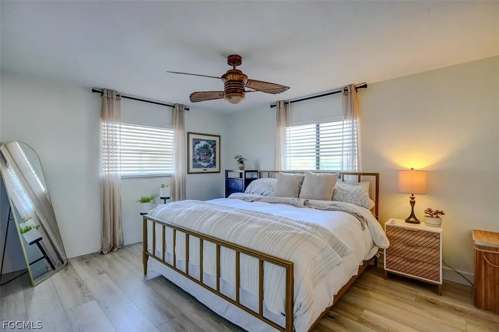 305 SE 14th Terrace Cape Coral FL 33990