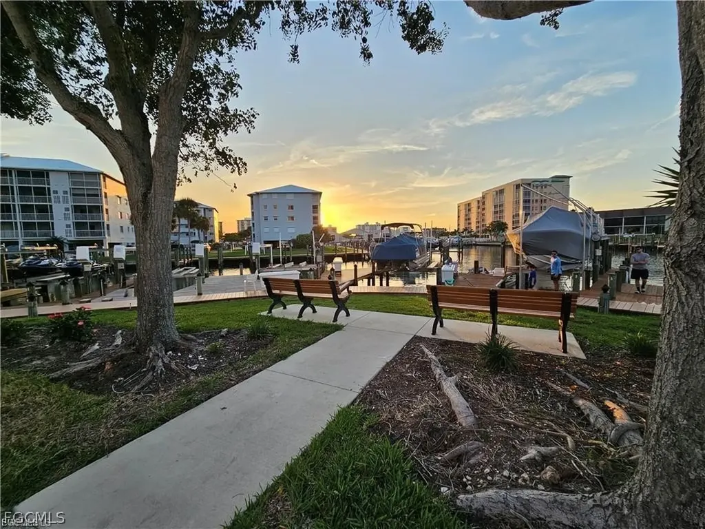 Hibiscus Pointe #82 Bay Beach Lane Fort Myers Beach FL 33931