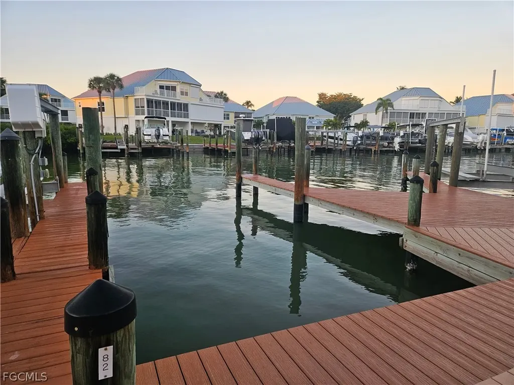Hibiscus Pointe #82 Bay Beach Lane Fort Myers Beach FL 33931