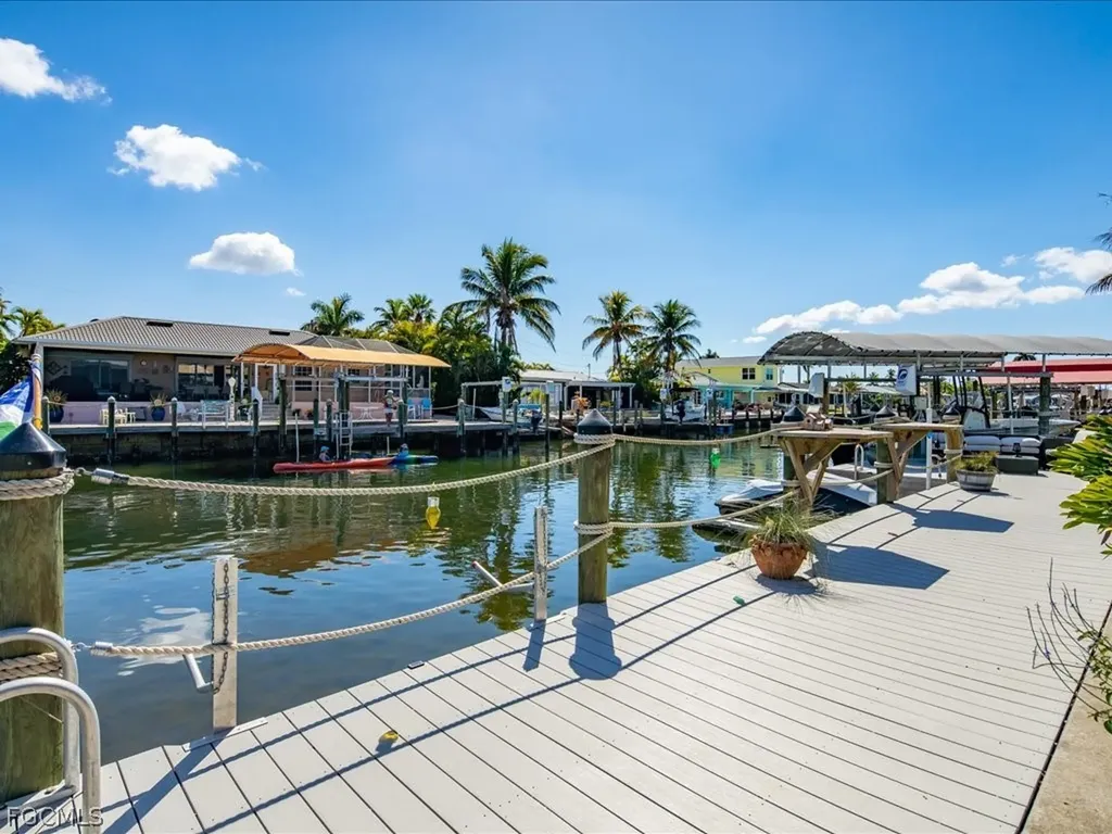 2743 Janet Street Matlacha FL 33993