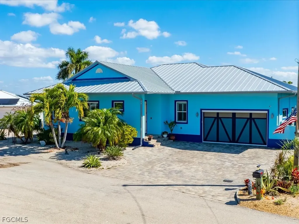 2743 Janet Street Matlacha FL 33993