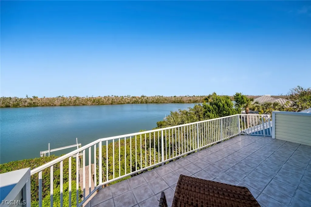 5810 Pine Tree Drive Sanibel FL 33957