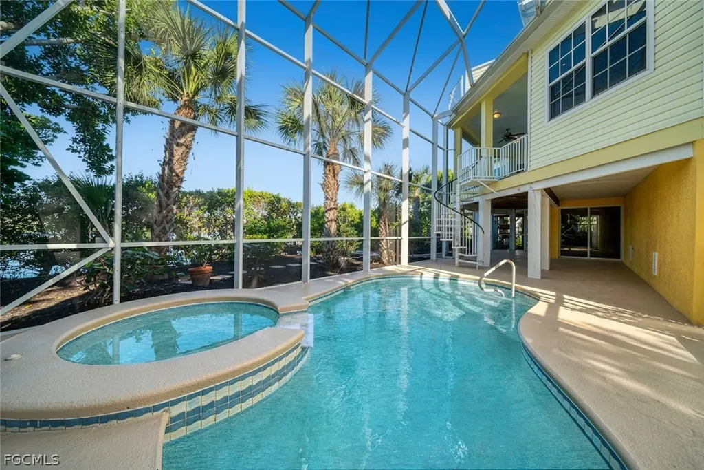 5810 Pine Tree Drive Sanibel FL 33957