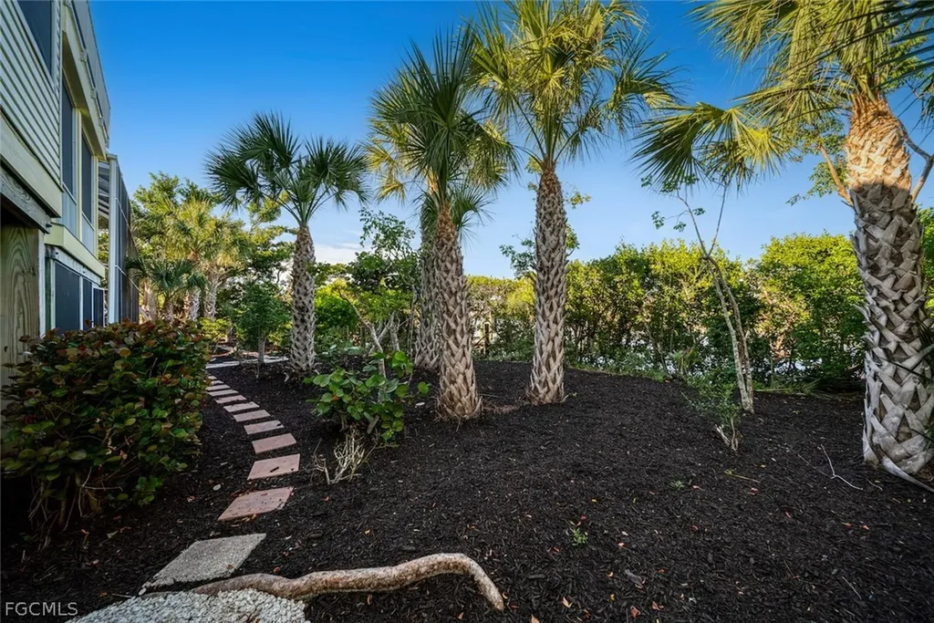 5810 Pine Tree Drive Sanibel FL 33957