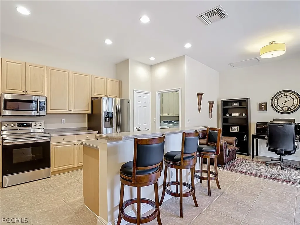 5710 Kensington Loop Fort Myers FL 33912