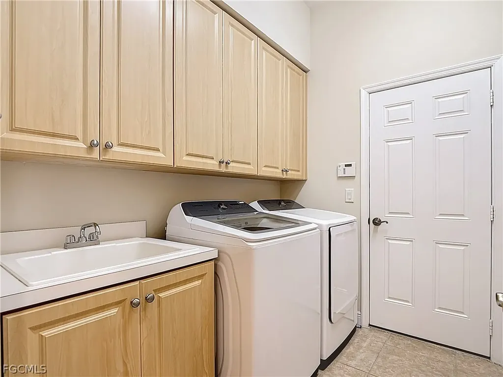 5710 Kensington Loop Fort Myers FL 33912