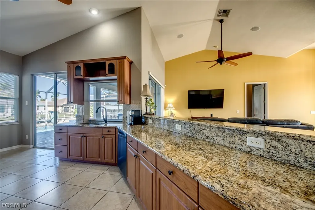 1705 SW 44th Terrace Cape Coral FL 33914