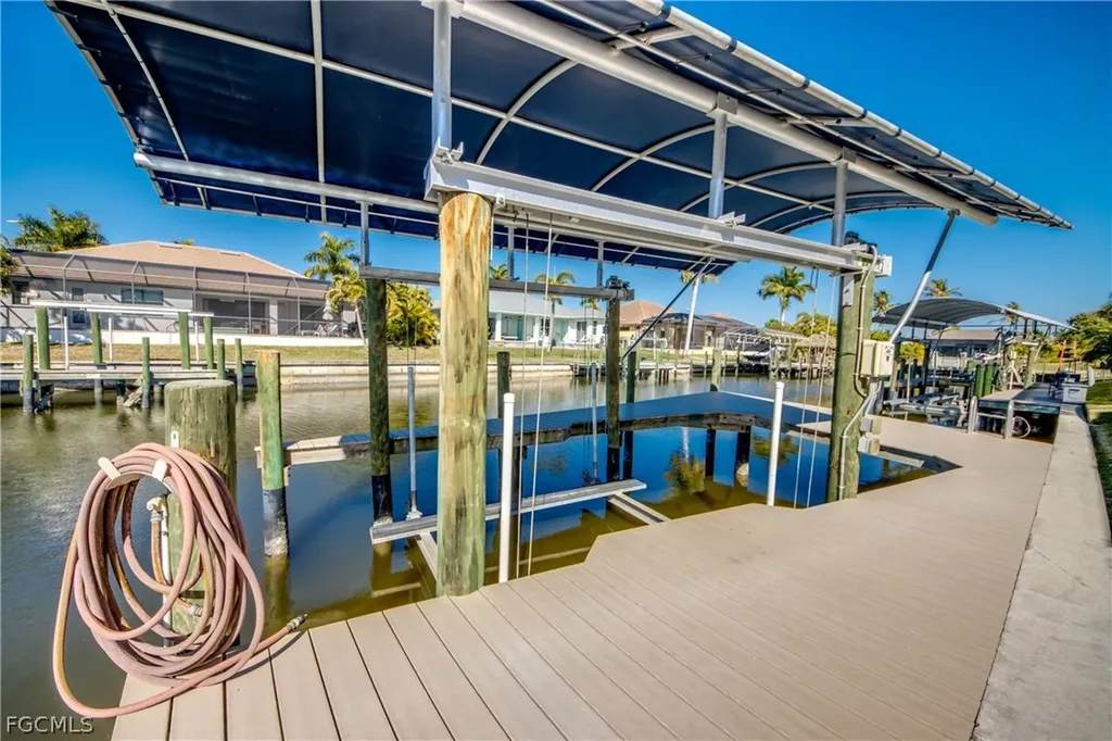 1705 SW 44th Terrace Cape Coral FL 33914
