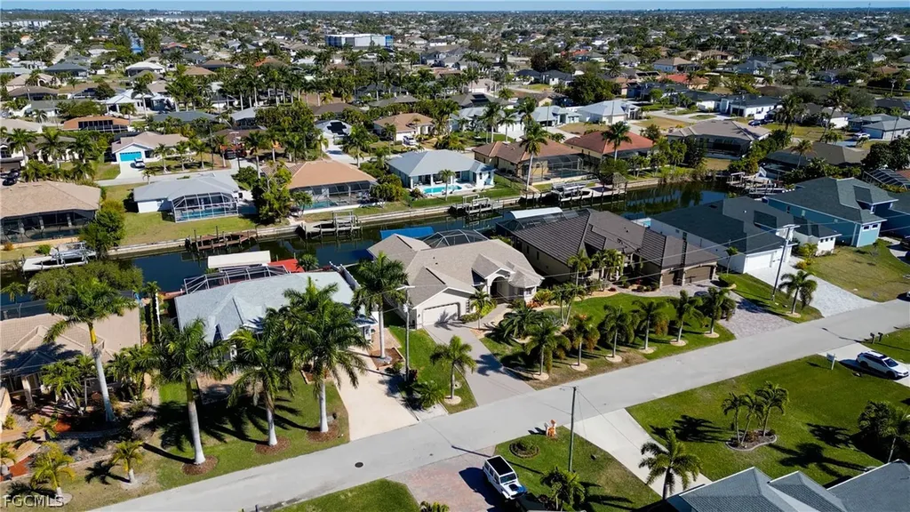 1705 SW 44th Terrace Cape Coral FL 33914