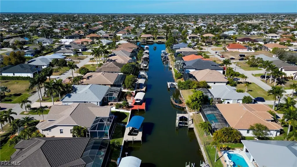 1705 SW 44th Terrace Cape Coral FL 33914