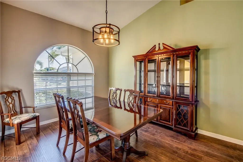 1705 SW 44th Terrace Cape Coral FL 33914
