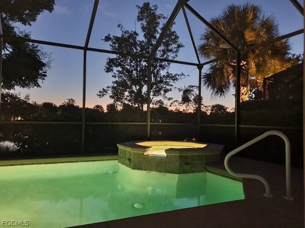3811 Lakeview Isle Court Fort Myers FL 33905