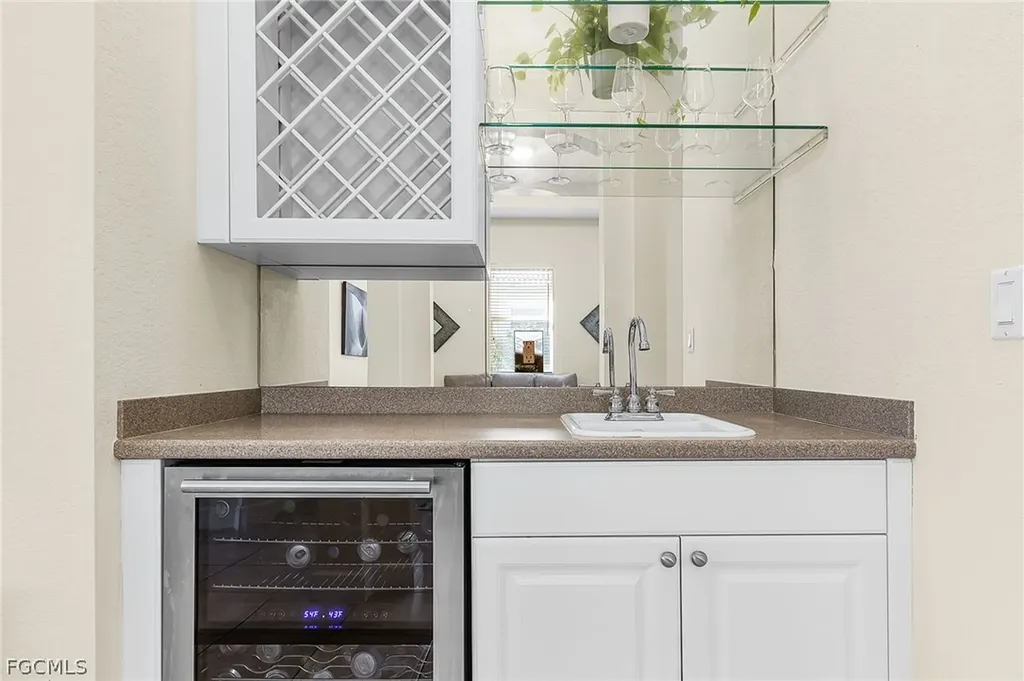 3811 Lakeview Isle Court Fort Myers FL 33905
