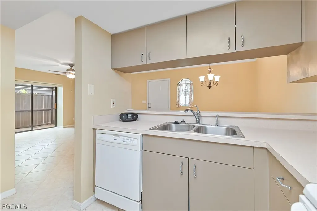 13220 Whitehaven Lane Fort Myers FL 33966