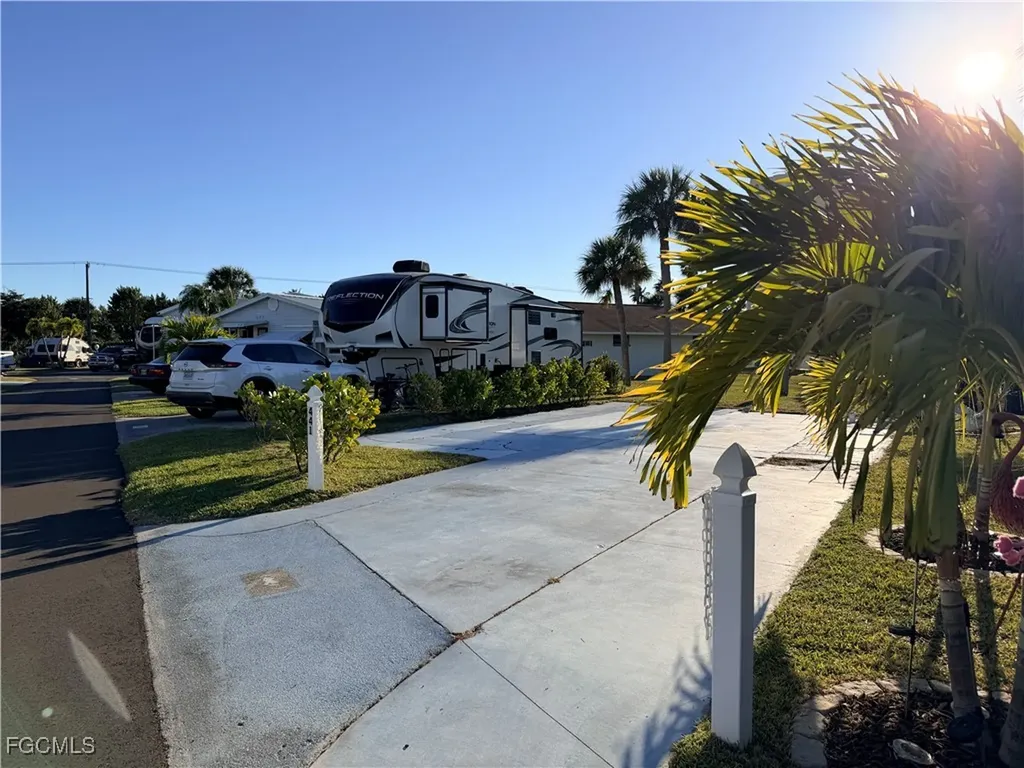 19681 Summerlin 441 Road Fort Myers FL 33908