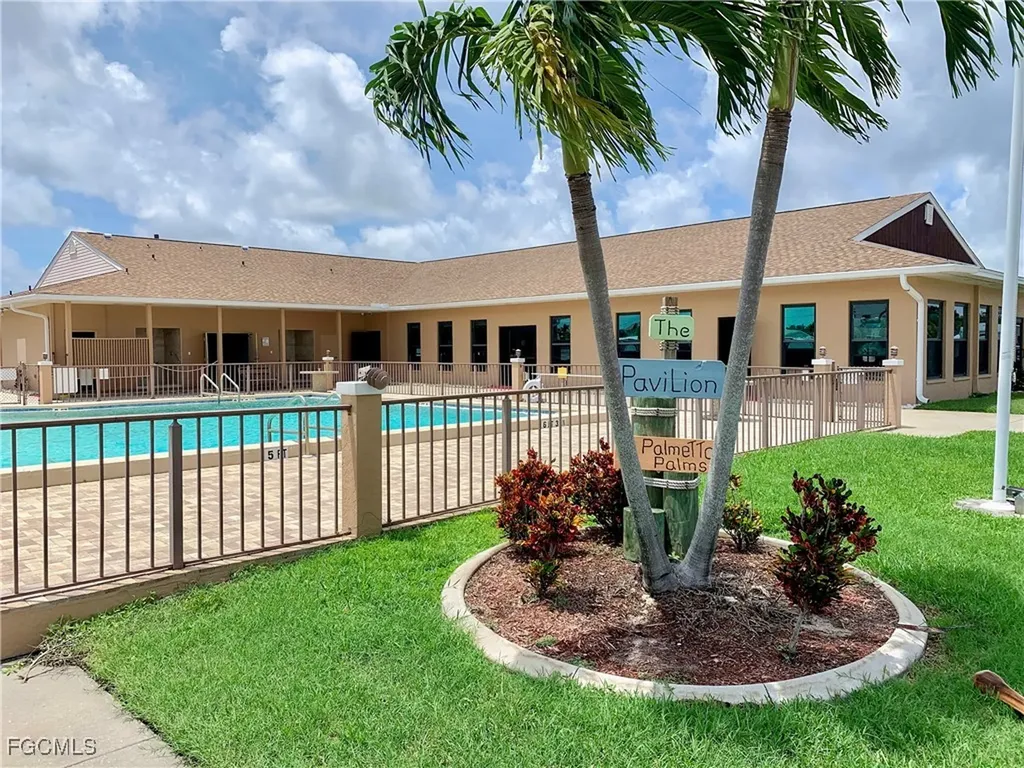 19681 Summerlin 441 Road Fort Myers FL 33908