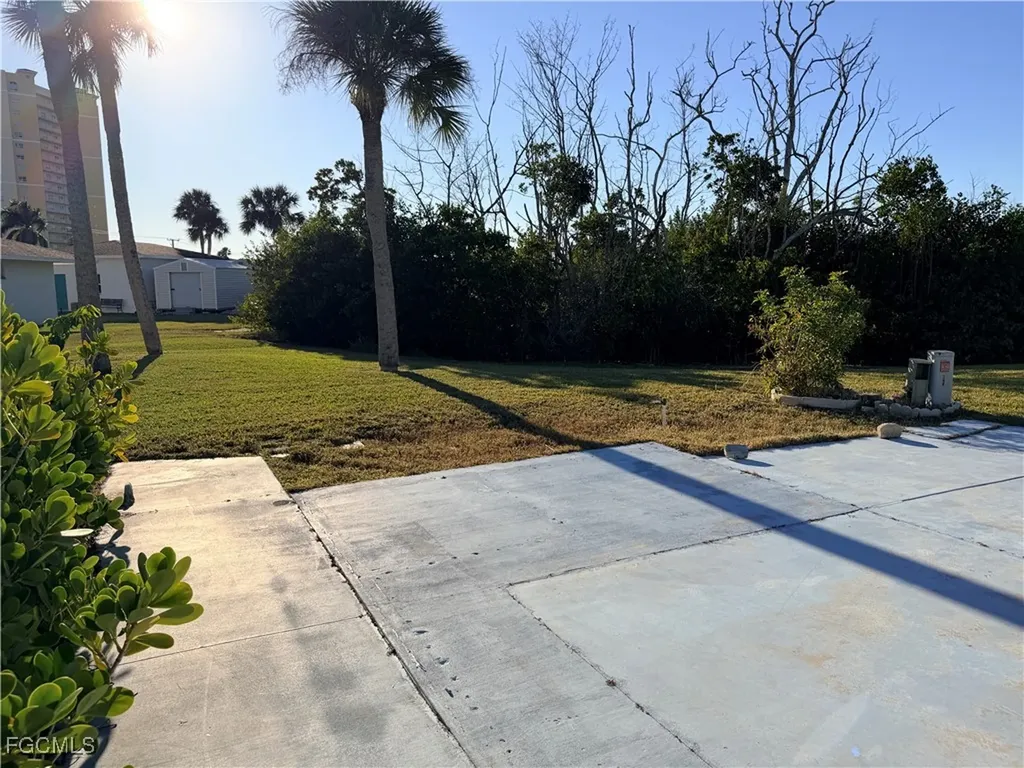 19681 Summerlin 441 Road Fort Myers FL 33908
