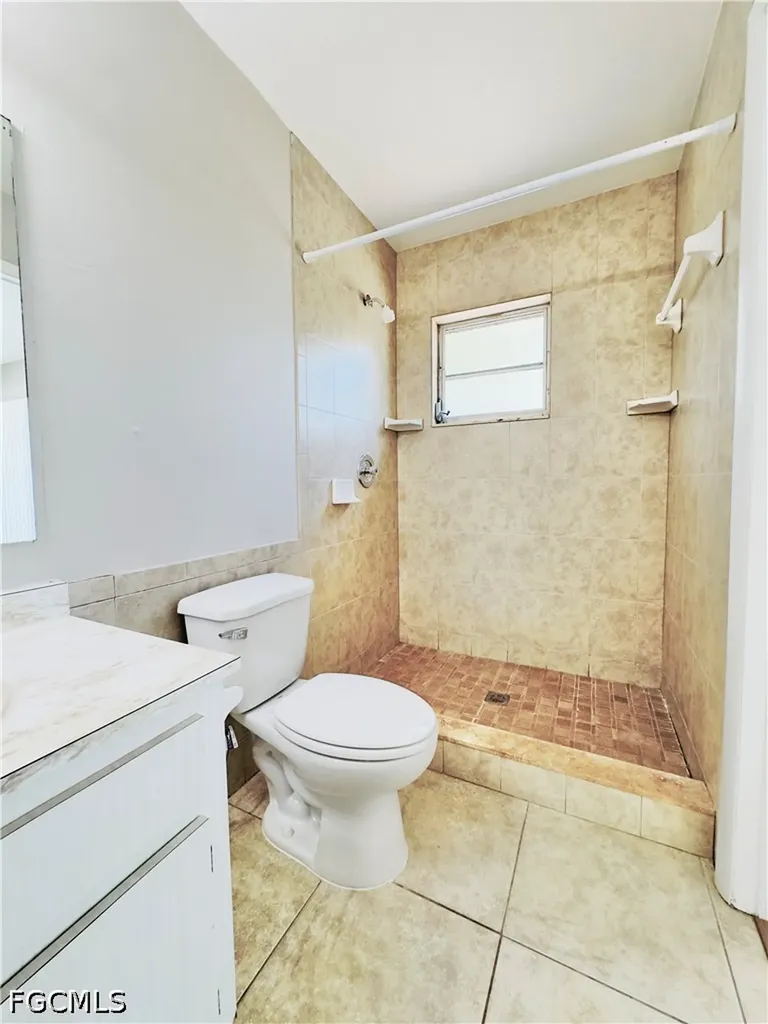 3619 SE 9th Place Cape Coral FL 33904
