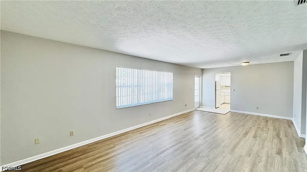 3619 SE 9th Place Cape Coral FL 33904