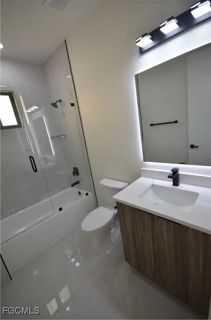 2416 Diplomat Parkway W Cape Coral FL 33993