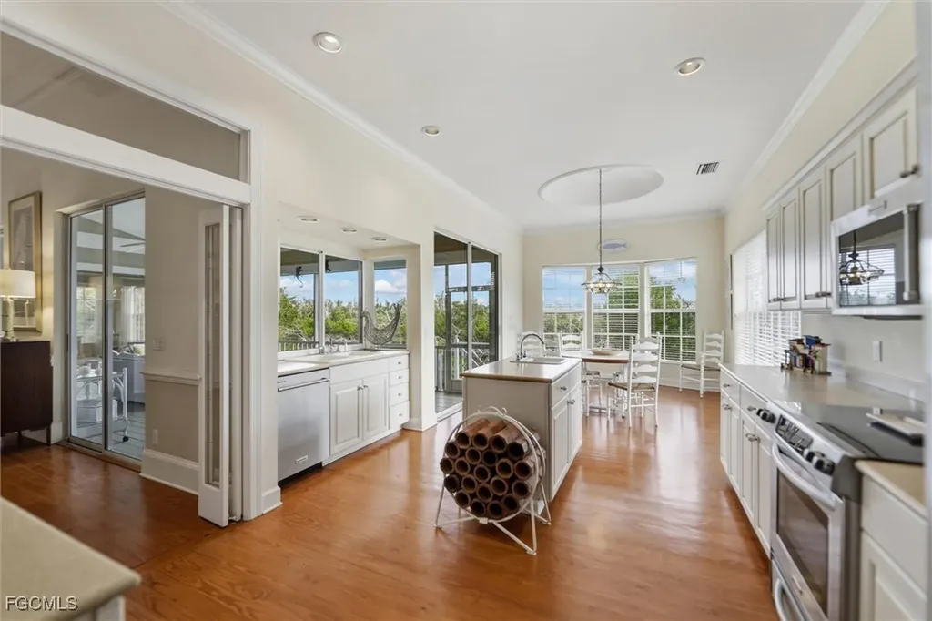 5422 Osprey Court Sanibel FL 33957