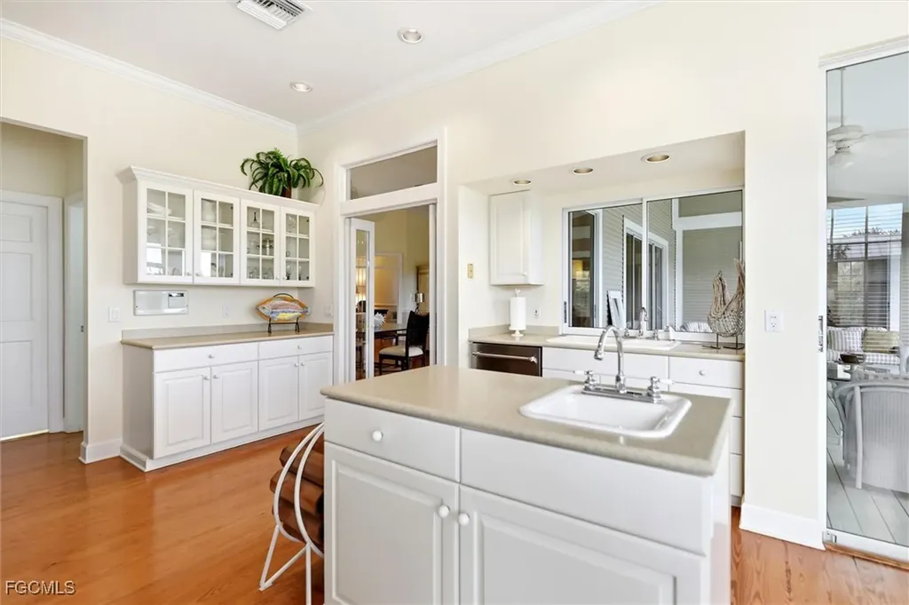 5422 Osprey Court Sanibel FL 33957