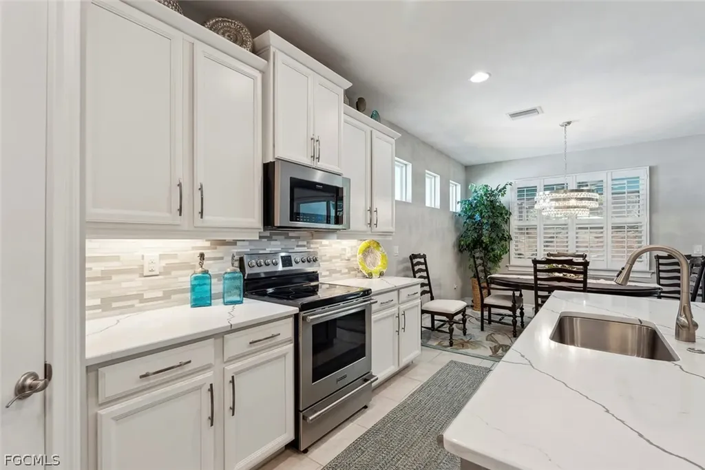 14559 Topsail Drive Naples FL 34114