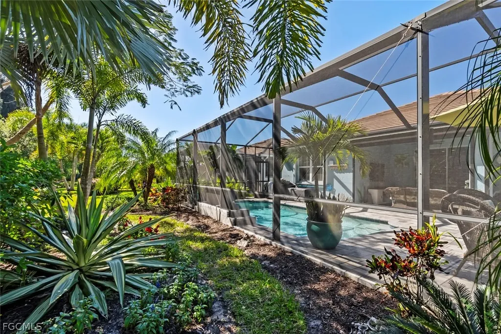 14559 Topsail Drive Naples FL 34114