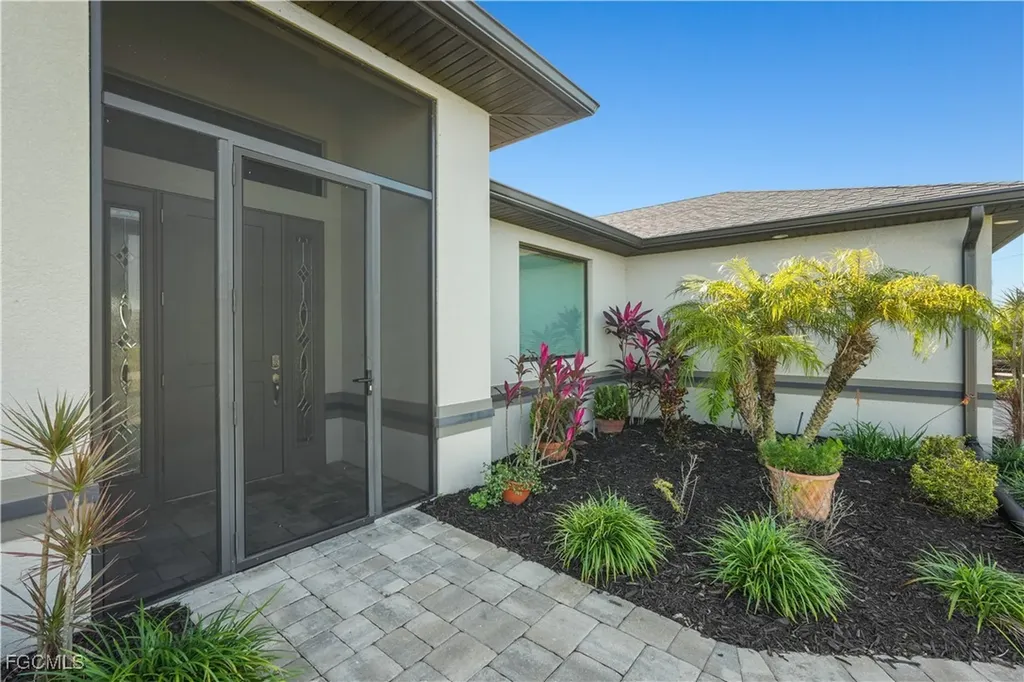 2519 SW 15th Avenue Cape Coral FL 33914