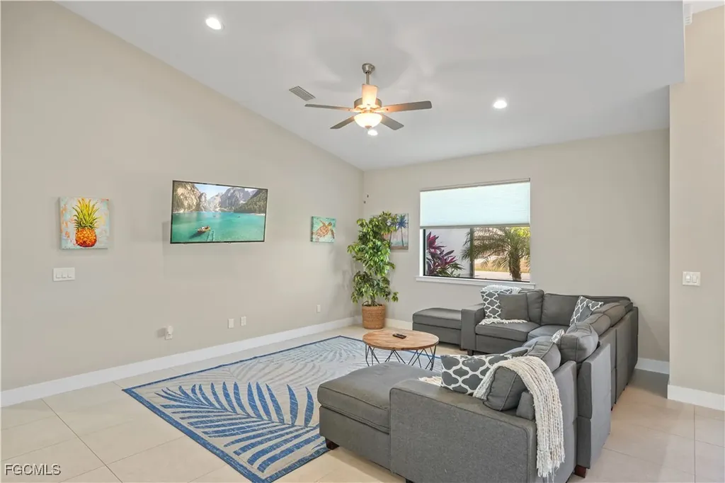 2519 SW 15th Avenue Cape Coral FL 33914