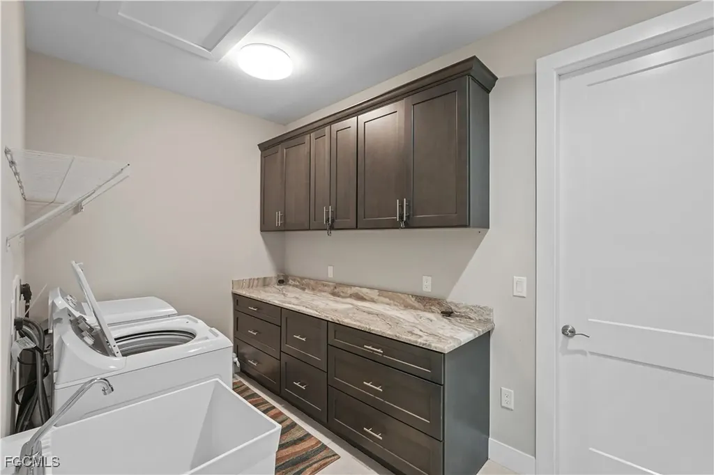 2519 SW 15th Avenue Cape Coral FL 33914