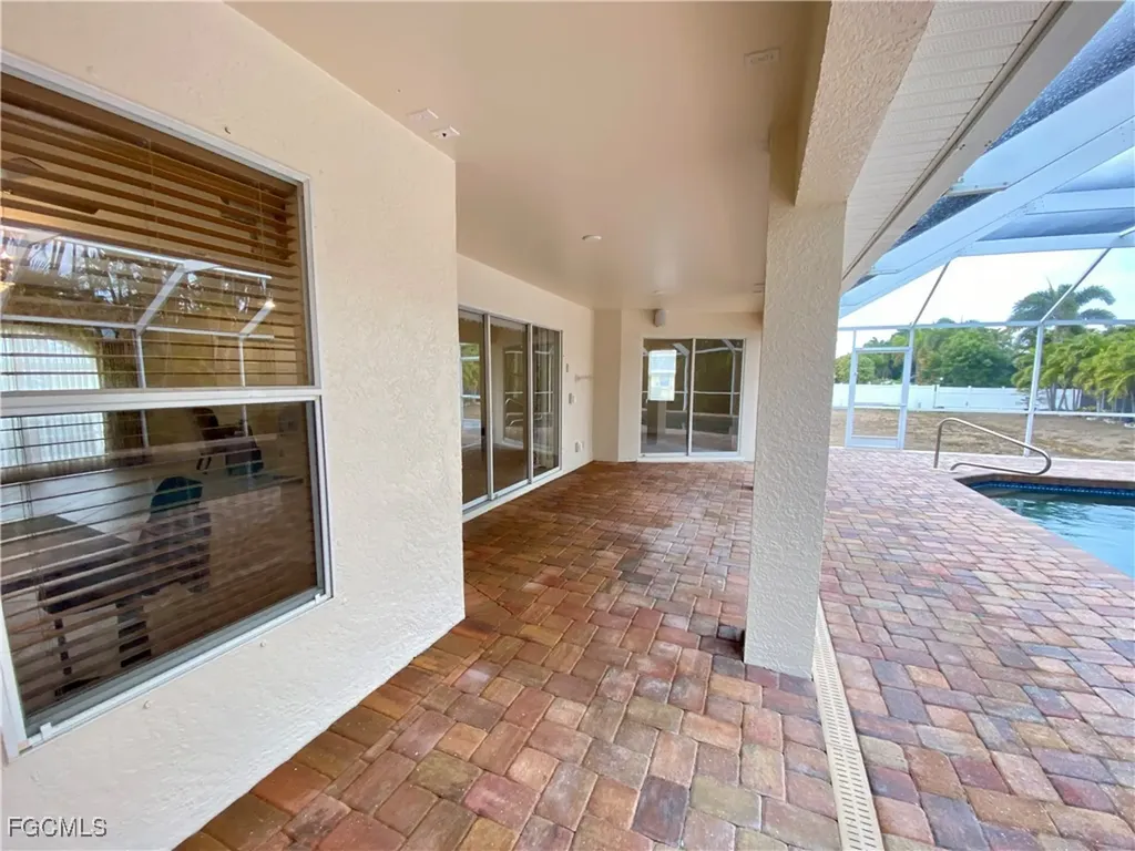 2615 SW 52nd Lane Cape Coral FL 33914