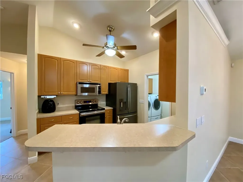 2615 SW 52nd Lane Cape Coral FL 33914