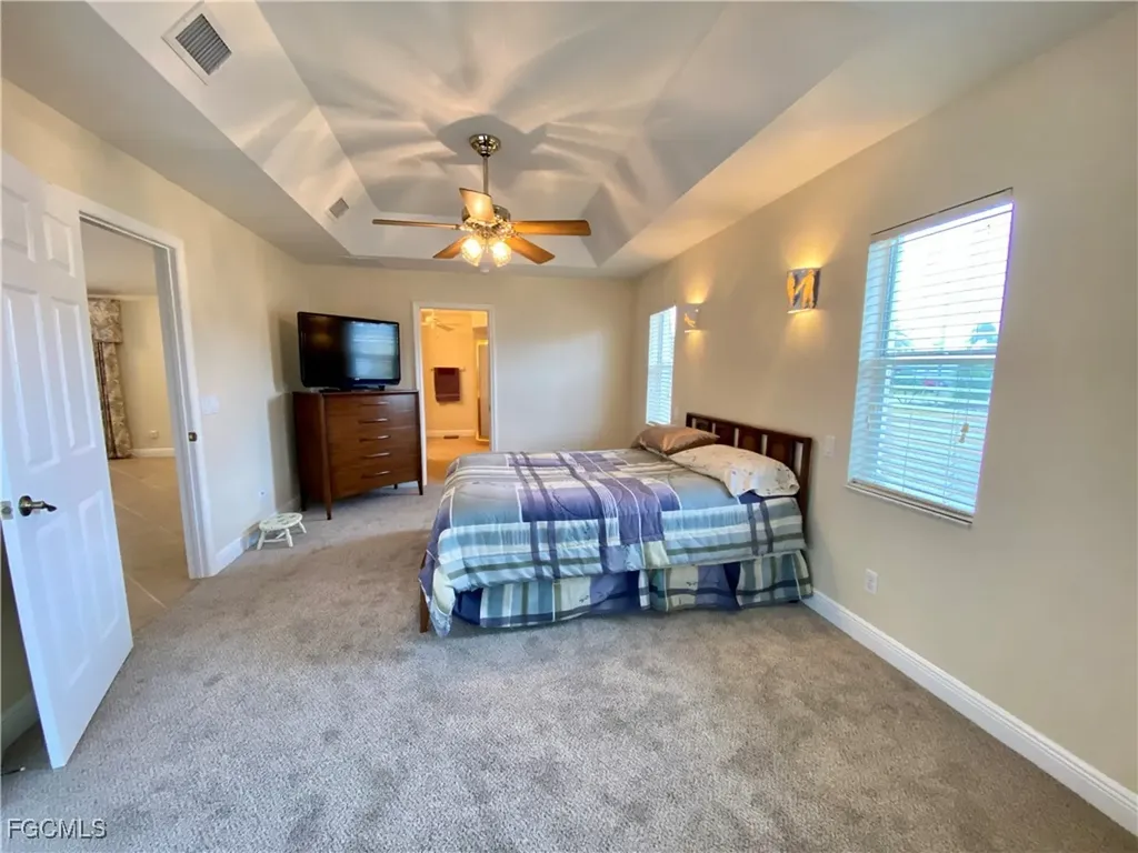 2615 SW 52nd Lane Cape Coral FL 33914