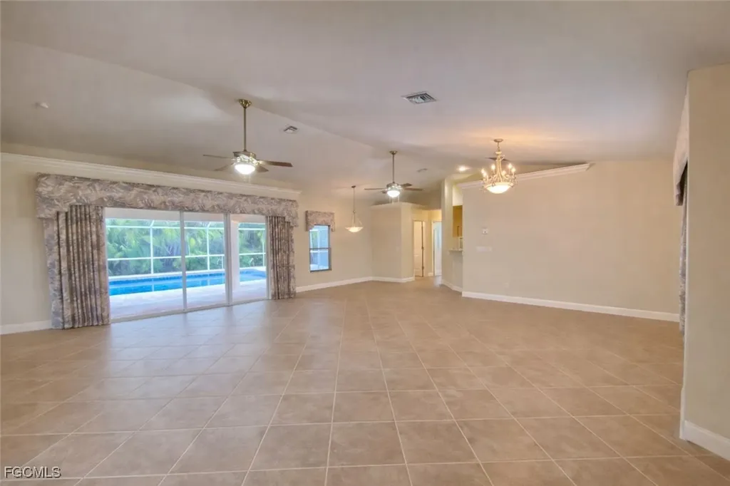 2615 SW 52nd Lane Cape Coral FL 33914