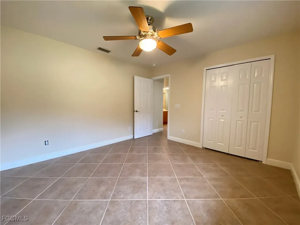2615 SW 52nd Lane Cape Coral FL 33914