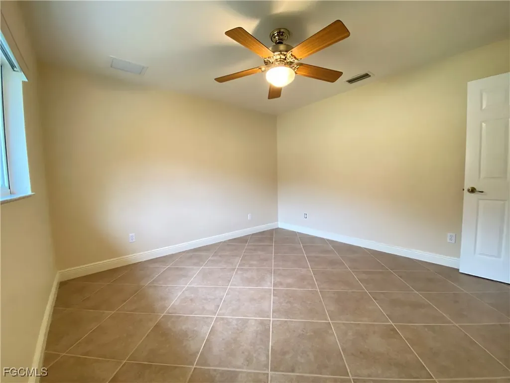 2615 SW 52nd Lane Cape Coral FL 33914