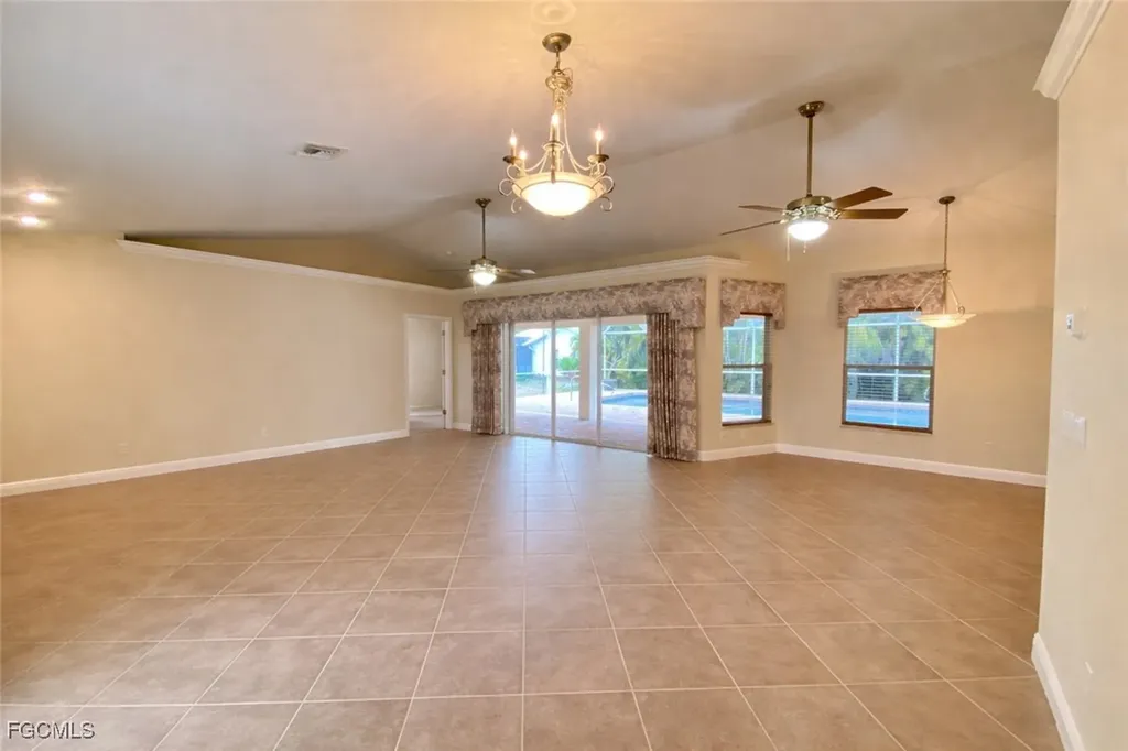 2615 SW 52nd Lane Cape Coral FL 33914