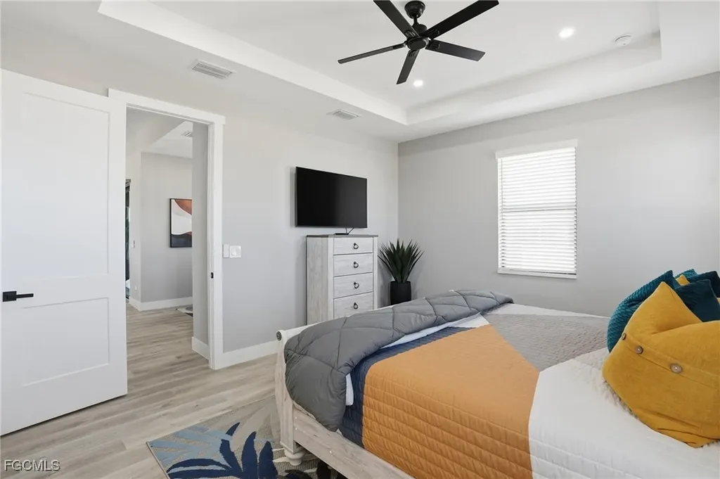 3911 NW 40th Terrace Cape Coral FL 33993