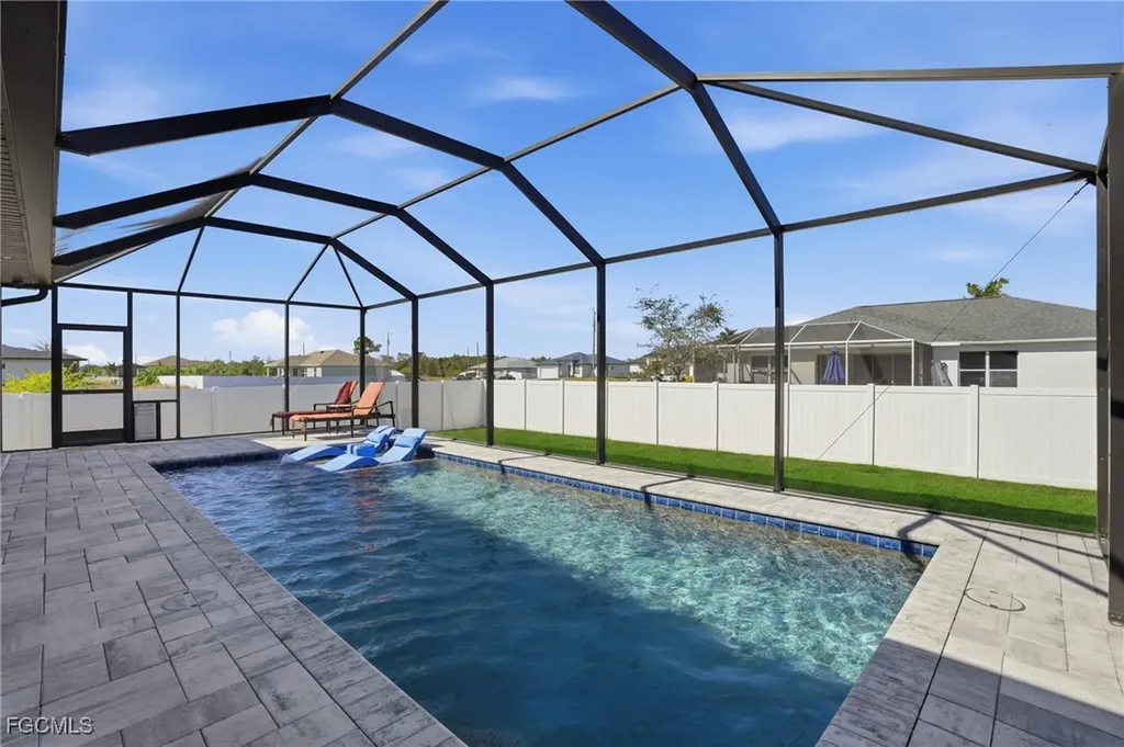 3911 NW 40th Terrace Cape Coral FL 33993