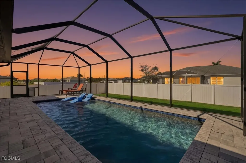 3911 NW 40th Terrace Cape Coral FL 33993