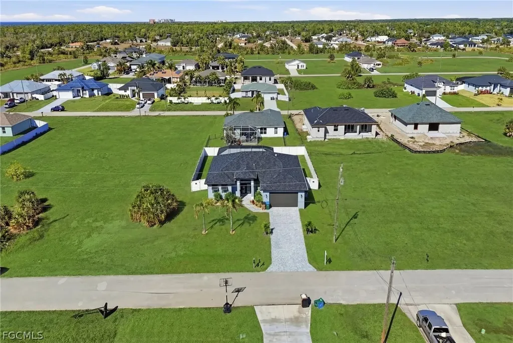 3911 NW 40th Terrace Cape Coral FL 33993
