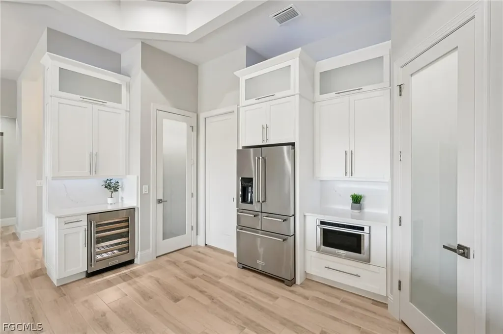 4127 Oasis Boulevard Cape Coral FL 33914