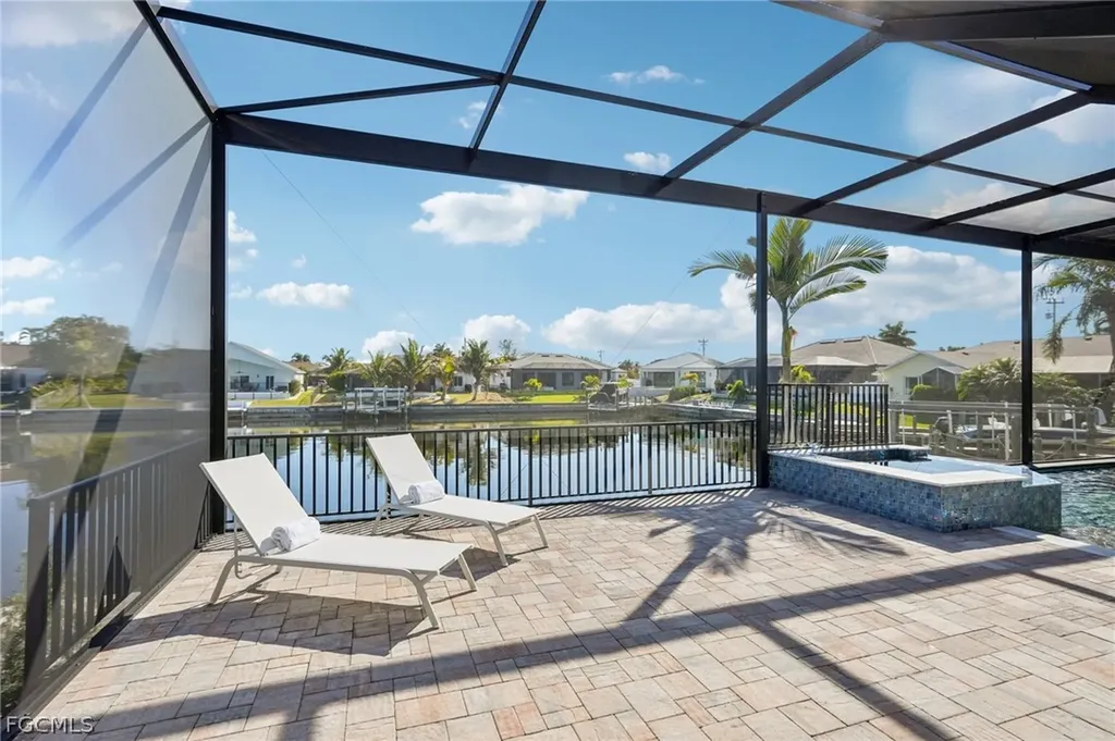4127 Oasis Boulevard Cape Coral FL 33914