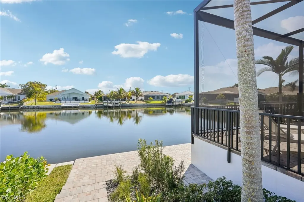 4127 Oasis Boulevard Cape Coral FL 33914
