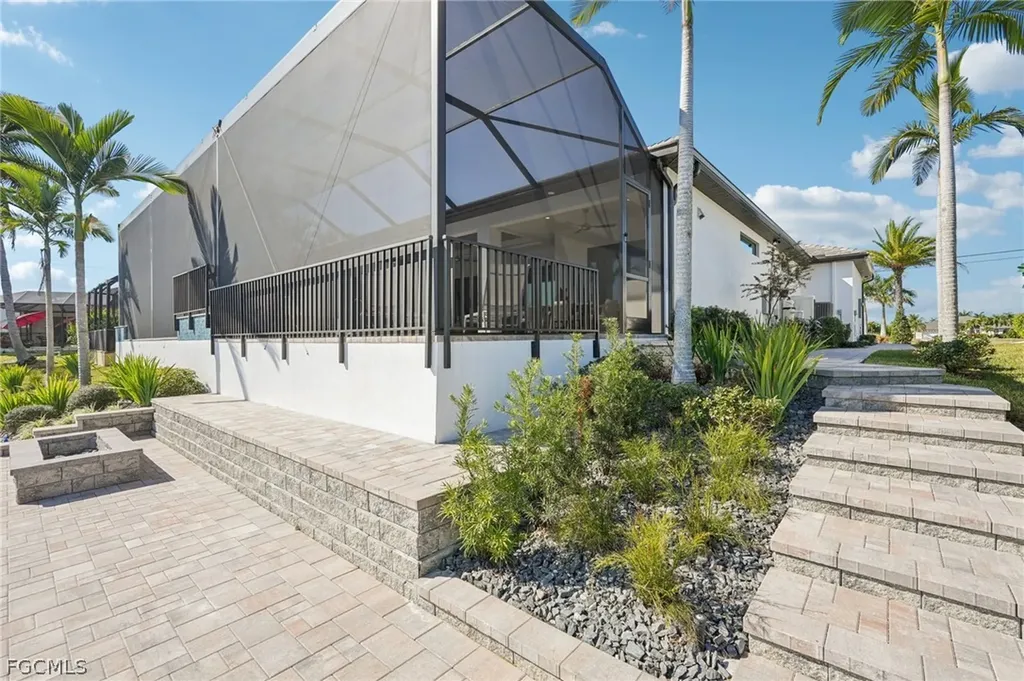 4127 Oasis Boulevard Cape Coral FL 33914